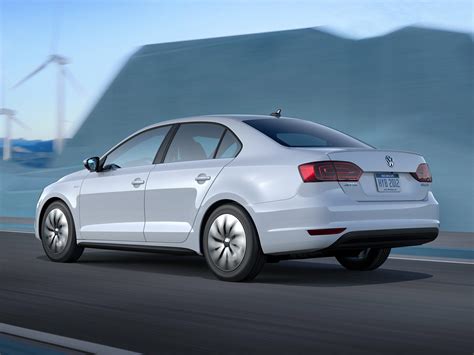 2014 Volkswagen Jetta Hybrid - Price, Photos, Reviews & Features