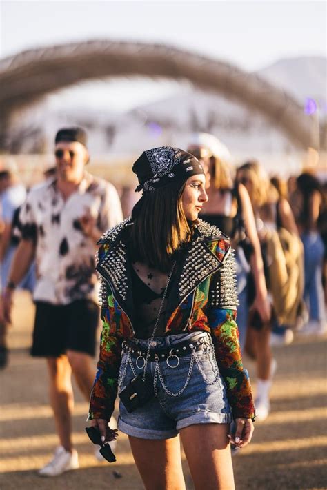 31 Outfits Perfect For Music Festival Season This Summer | Festival outfit, Music festival ...