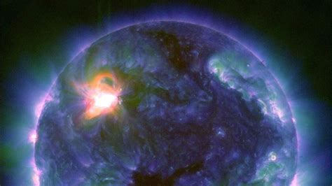 3rd X-class solar flare in 24 hours is the most powerful for 6 years ...