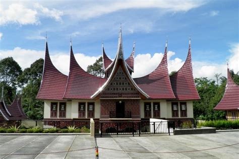 7 Gambar Rumah Gadang Modern yang Kekinian. Keren dan Minimalis!