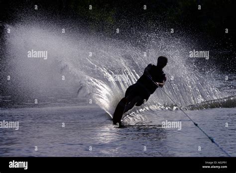 Silhouette water skier hi-res stock photography and images - Alamy