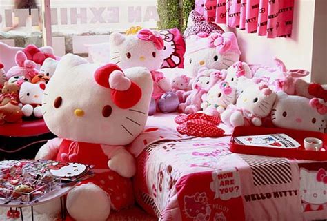 hello kitty merchandise