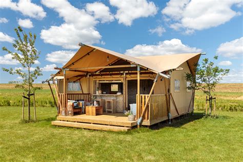 What does a safari tent cost? | YALA luxury canvas lodges