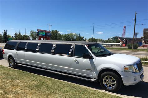 Calgary's Best Limo Company / Expedition SUV Limousines / Tuxedo Limo