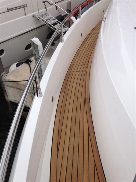 Teak Decking Fort Lauderdale - Boat Decking Material | Custom Marine Carpentry