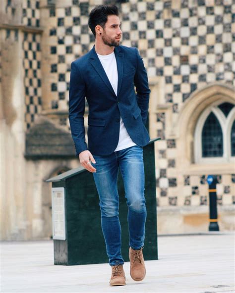 Smart Casual Dress Code For Men: Ultimate Style Guide