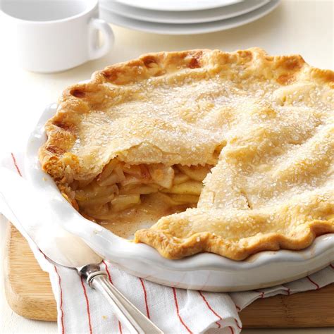 Apple Pie - Clara's Family Cookbook