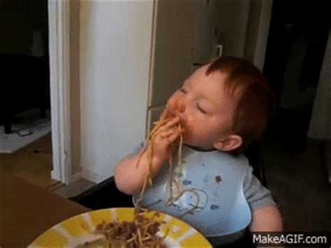 Baby Eating Spaghetti Gif - img-dink