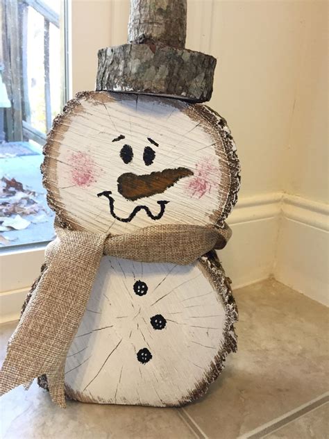 Wooden Snowman by MoNkeyBUTTarts on Etsy https://www.etsy.com/listing/493617011/wooden ...