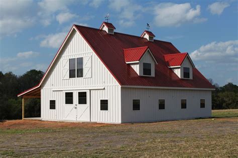 Barn Red Metal Roof - AvaLindell