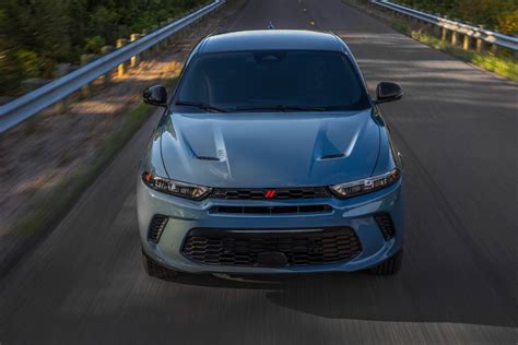 2023 Dodge Hornet: Performance-Oriented Small SUV Lands Under $30,000 | Cars.com