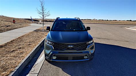 Review: 2021 Kia Sorento Hybrid leaves compacts behind