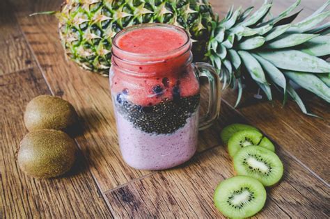 3 Superfood Packed Easy Smoothie Recipes | SUNNYDEI