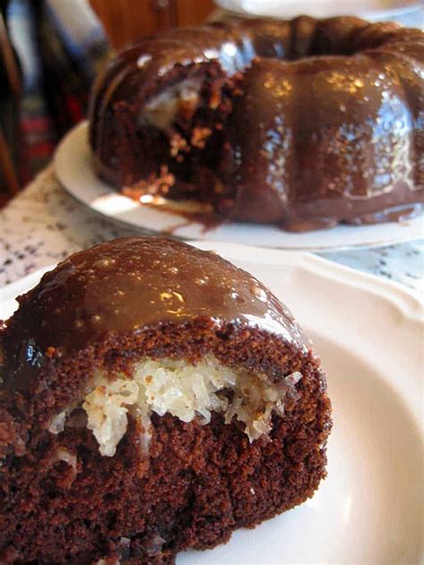 Delicious Chocolate Macaroon Cake - Maria's Kitchen