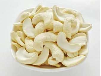 Cashew Kernels – Amago Exim PVT LTD