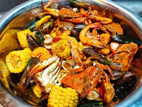 PINOY STYLE SEAFOOD BOIL RECIPE - Usapang Foodtrip