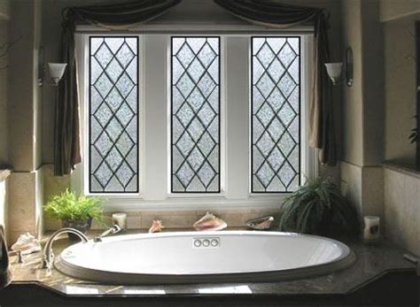 36 Stunning Leaded Glass Windows Design Ideas - HMDCRTN