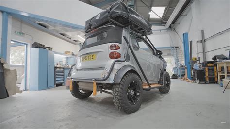 This Guy Just Converted His smart fortwo Into the World's Smallest Camper, Literally - autoevolution