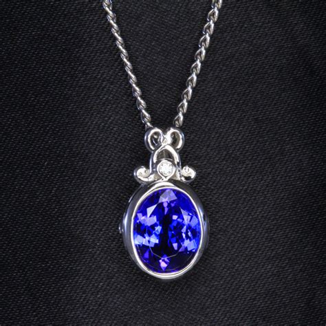 Tanzanite Pendants & Necklaces | White & Yellow Gold Designs - Tanzanite Jewelry Designs