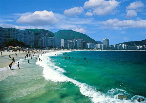 14 Copacabana Beach Brazil Pictures Gallery - InspirationSeek.com