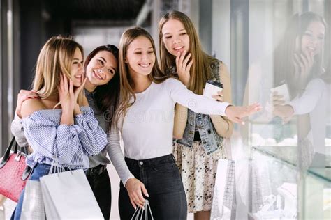 Four Girls Shopping at the Mall Stock Photo - Image of consumer, cheerful: 95054696