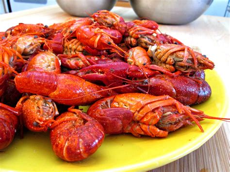 Frozen Crawfish Boil - How to cook Frozen Crawfish - Poor Man's Gourmet Kitchen