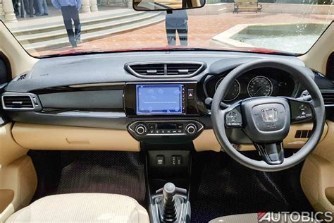 Honda Amaze Interior Dashboard 2018 - AUTOBICS