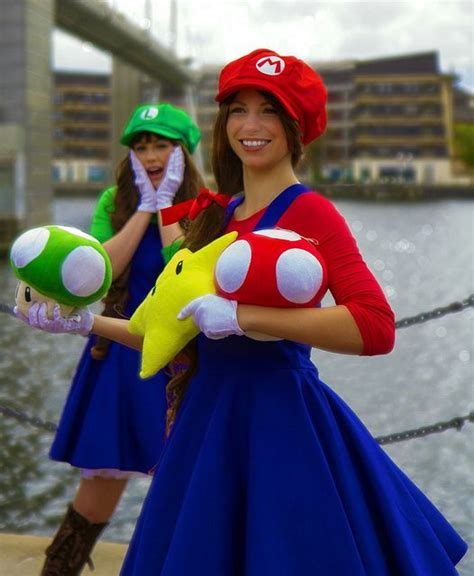 Die besten 25+ Mario cosplay Ideen auf Pinterest