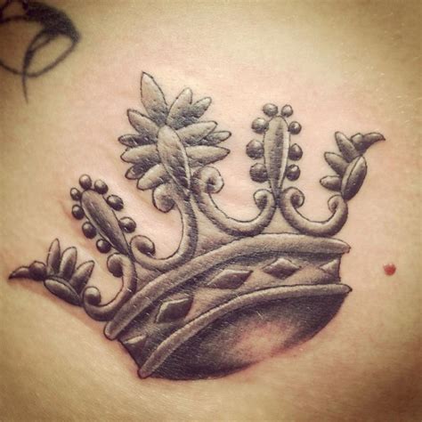 Lucky Bamboo Tattoo : Tattoos : Pineapple : Crown tattoo