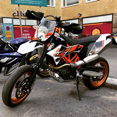 My new 2016 KTM 690 SMC R! : r/supermoto