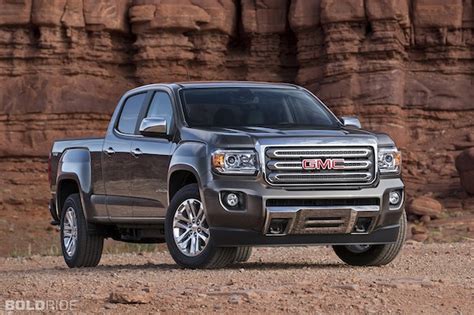 GMC Canyon vs. Chevy Colorado: Mid-Size Sibling Rivalry