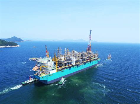 Petronas produces first LNG from Kanowit field - TechBarrista