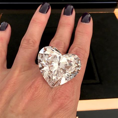 Graff Venus: largest flawless heart-shape diamond in the world | The Jewellery Editor