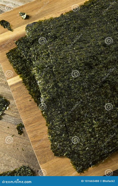 Organic Green Dry Roasted Seaweed Sheets Stock Photo - Image of roasted, nori: 101665488