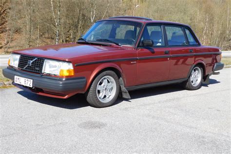 13044 Volvo 244 Turbo B21ET — 1983 | edu.svet.gob.gt