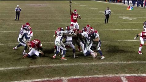 Dontari Poe, all 346 pounds of him, just threw the heaviest touchdown pass ever - SBNation.com