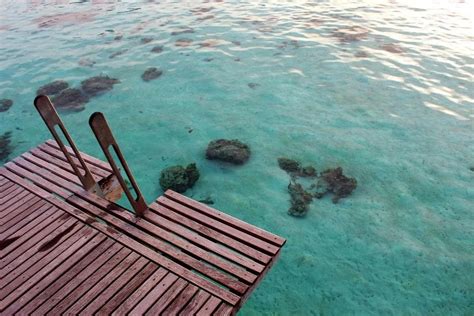 7 Best Moorea Beaches To Explore In 2024 - Mike & Laura Travel