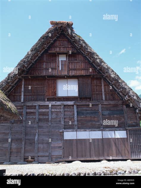 Straw roof house Stock Photo - Alamy