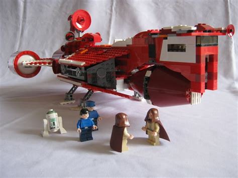 Boris Bricks: LEGO Star Wars #7665 Republic Cruiser Review