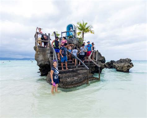 Best Boracay Activities for Families - Wandering Wagars