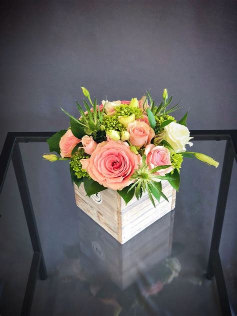 #35 - Pink & Green Wood Box Arrangement Small | Flower arrangements diy, Flower arrangements ...