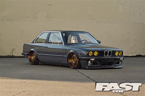 Modified BMW E30 | Fast Car