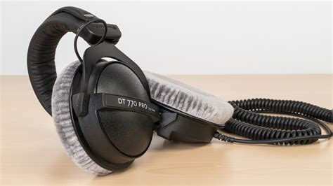 Beyerdynamic DT 770 PRO Review - RTINGS.com