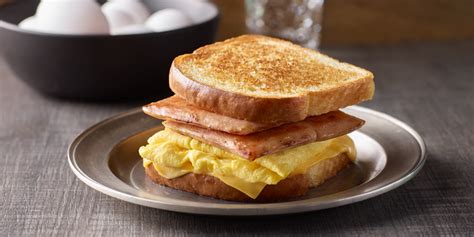 Simple Grilled Cheese and Egg SPAM® Sandwich | SPAM® Recipes