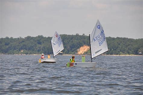 Take a summer sailing lesson at Fairhope Yacht Club. – The Fairhope Store