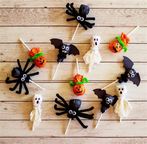 4 Fun and Easy Halloween Lollipop Crafts for Kids Halloween Candy ...