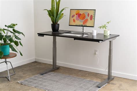 Standing Desk Reviews : 15 Best Standing Desks 2021 Affordable Standing Desks For Any Space / I ...