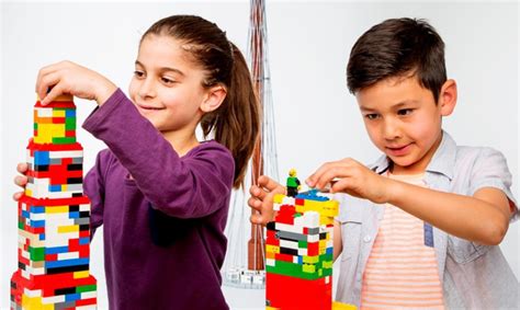 Drop In LEGO Time | Charles & JoAnn Lester Library - Nekoosa