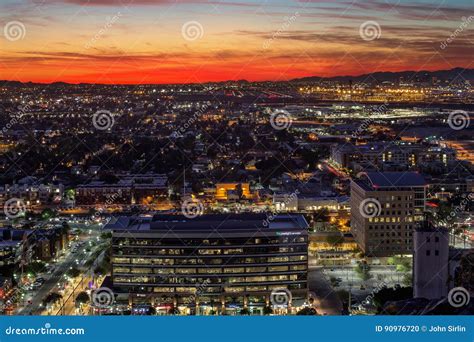 Tempe, Arizona at sunset editorial image. Image of lights - 90976720