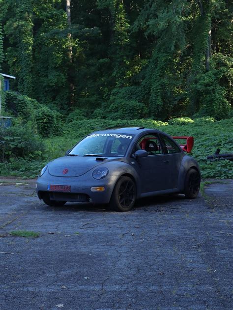 Riced out vw beetle. At least it’s manual but that’s where the good stops. : r/Shitty_Car_Mods